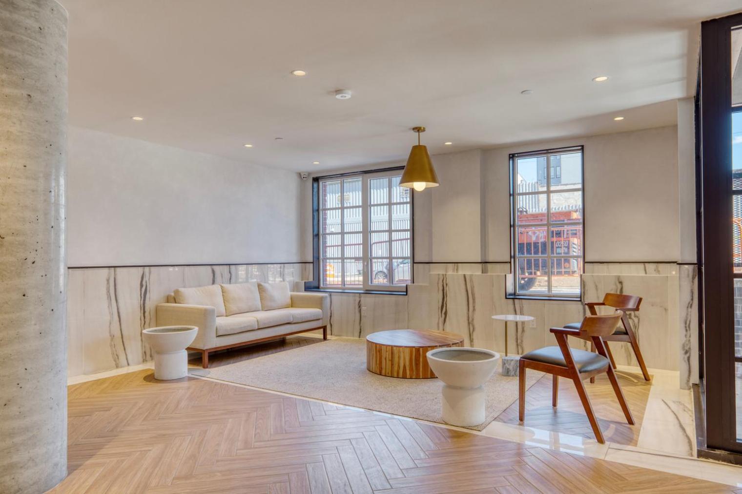 Vinegar Hill 1br W Wd Roof Gym Nr Timeout Building Nyc-959 * New York